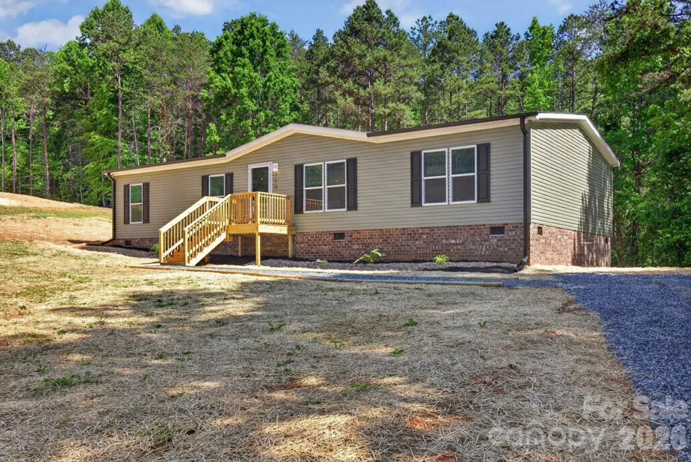 170 Harvick Lane Lexington, NC 27292