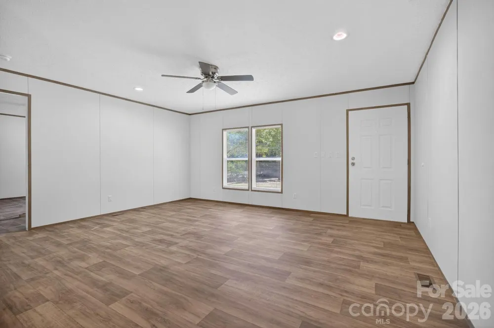 194 Harvick Lane Lexington, NC 27294