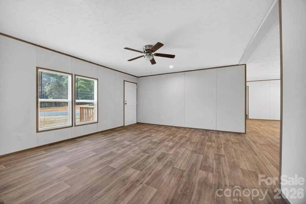 194 Harvick Lane Lexington, NC 27294