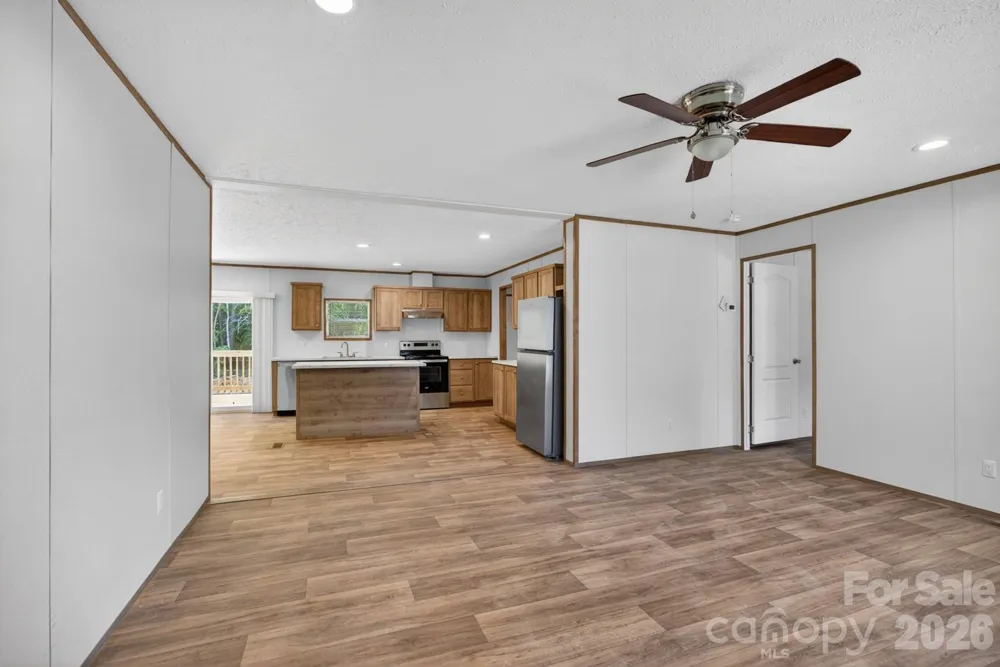 194 Harvick Lane Lexington, NC 27294