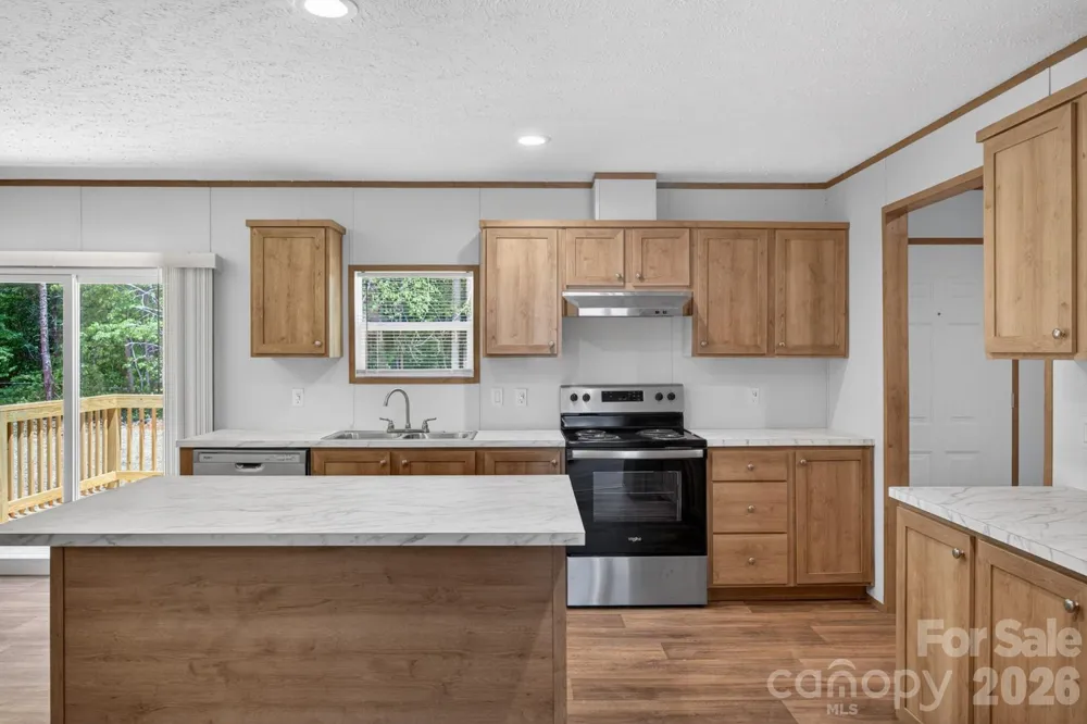 194 Harvick Lane Lexington, NC 27294