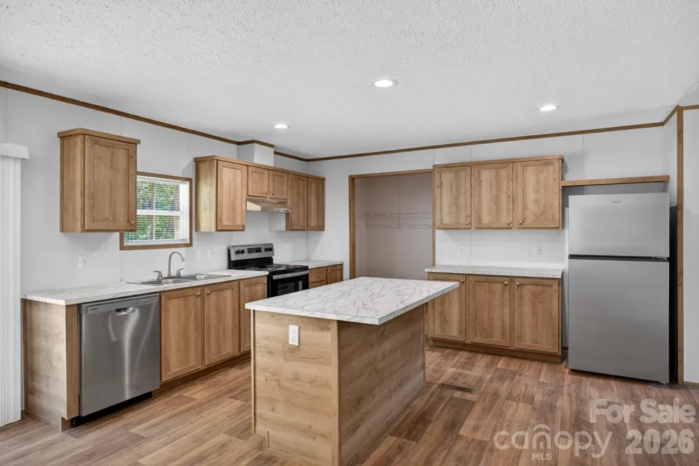 194 Harvick Lane Lexington, NC 27294