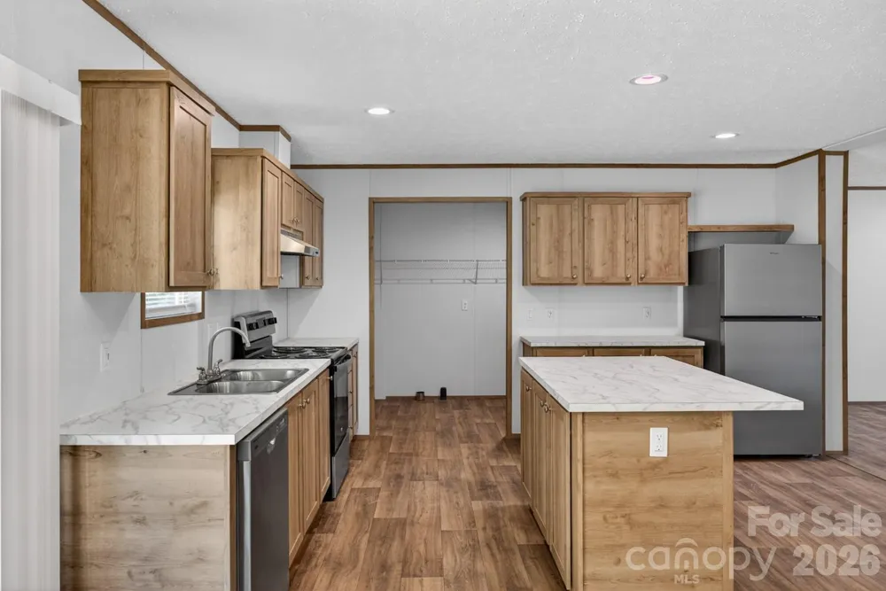 194 Harvick Lane Lexington, NC 27294