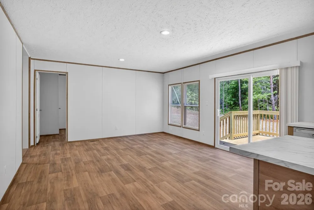 194 Harvick Lane Lexington, NC 27294