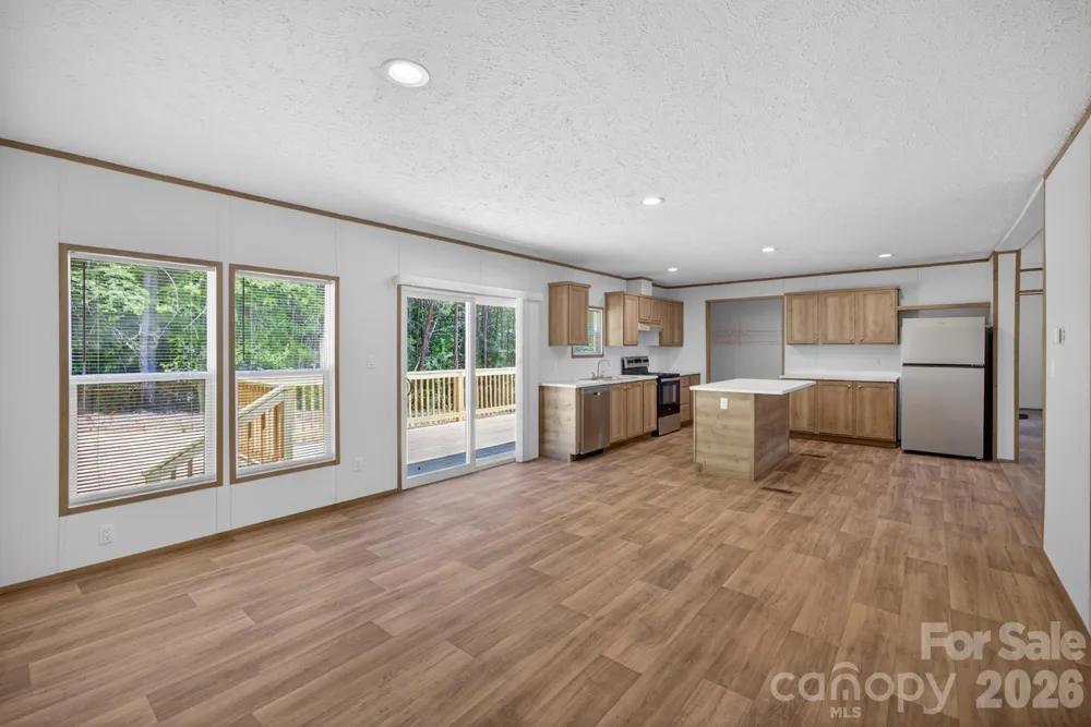 194 Harvick Lane Lexington, NC 27294