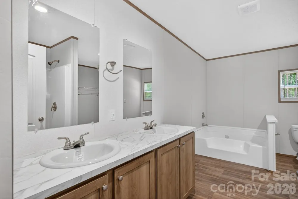 194 Harvick Lane Lexington, NC 27294