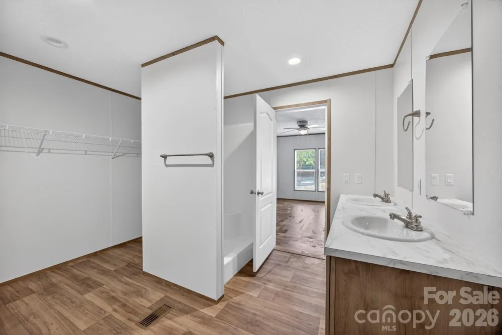 194 Harvick Lane Lexington, NC 27294