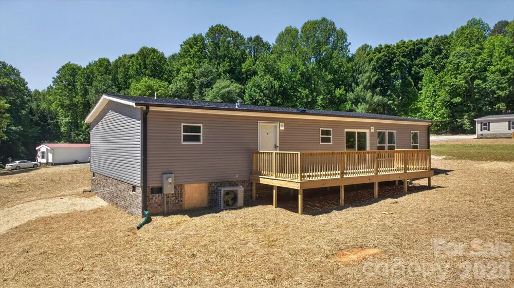 194 Harvick Lane Lexington, NC 27294