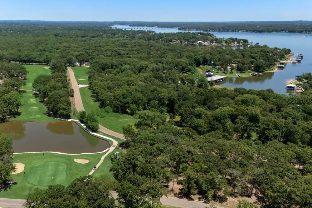 236 Colonial Ln. Mabank, TX 75156