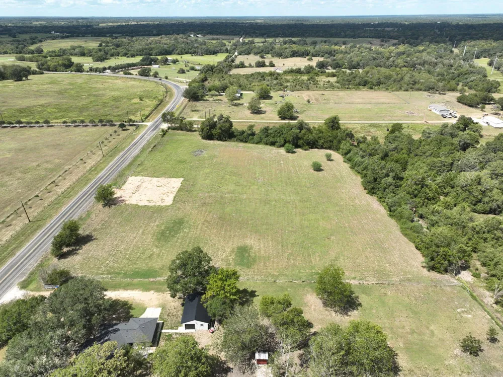 5846 Fm 949 Sealy, TX 77474