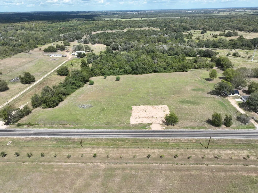 5846 Fm 949 Sealy, TX 77474