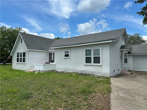 1005 E Fulton Street