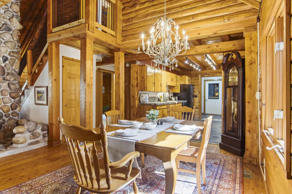 151 S Crestwood Drive Suttons Bay Township, MI 49682