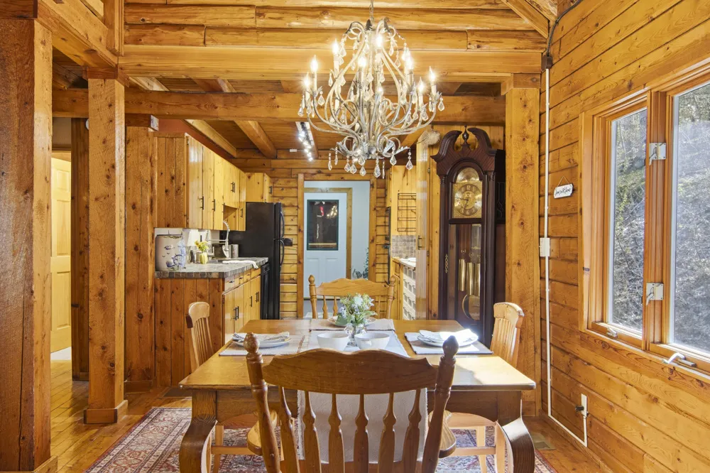 151 S Crestwood Drive Suttons Bay Township, MI 49682