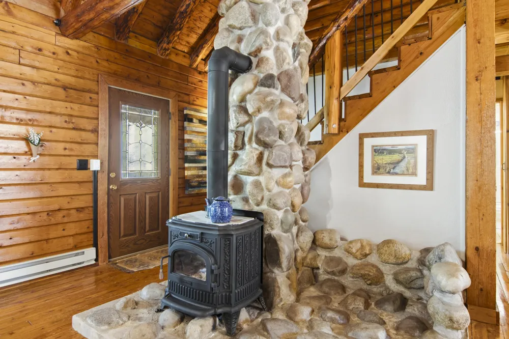 151 S Crestwood Drive Suttons Bay Township, MI 49682