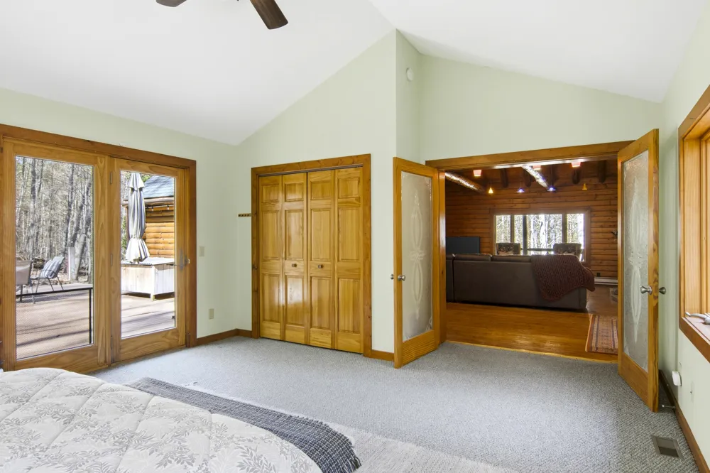 151 S Crestwood Drive Suttons Bay Township, MI 49682