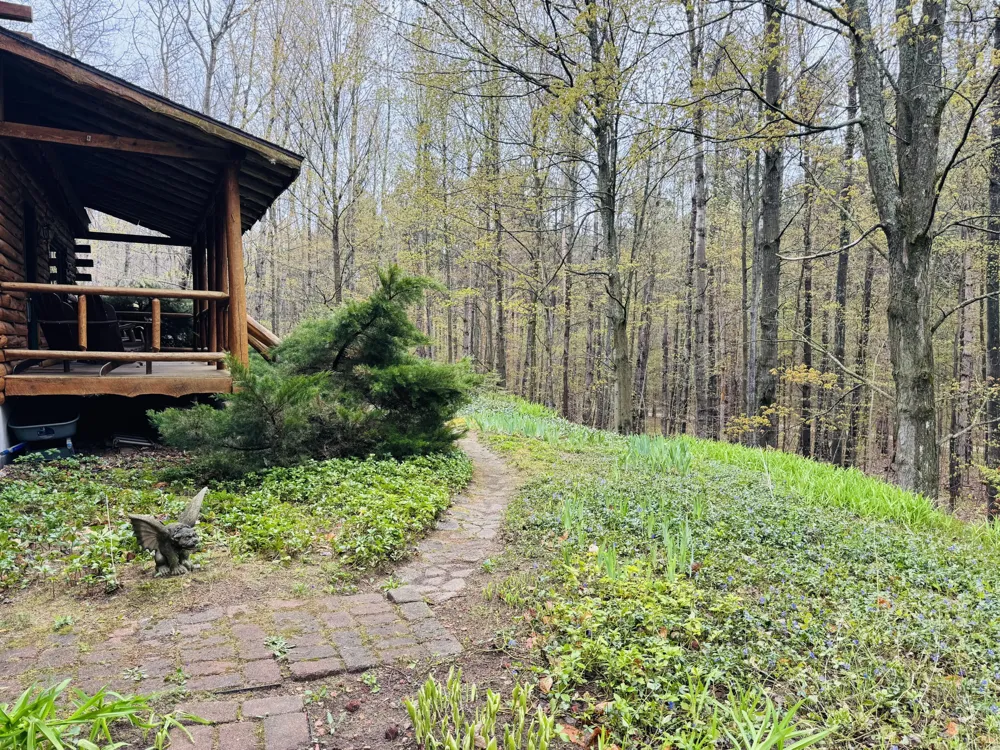 151 S Crestwood Drive Suttons Bay Township, MI 49682
