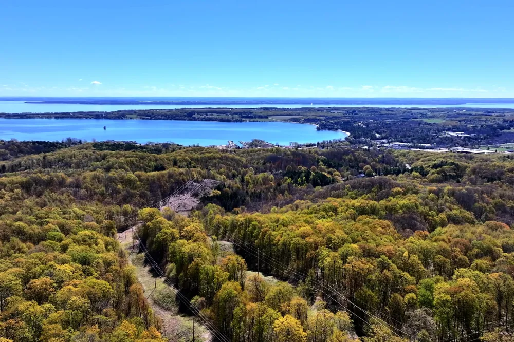 151 S Crestwood Drive Suttons Bay Township, MI 49682