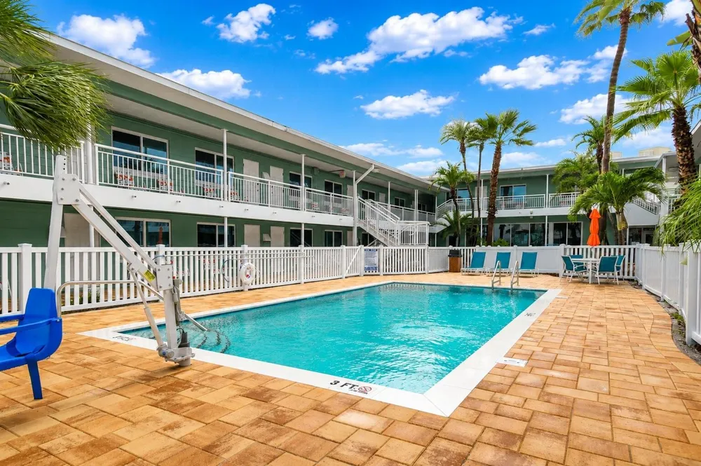 11730 GULF BOULEVARD #31 Treasure Island, FL 33706