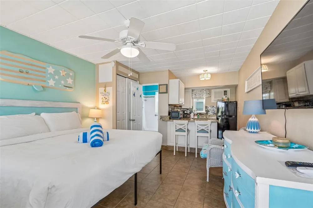 11730 GULF BOULEVARD #31 Treasure Island, FL 33706