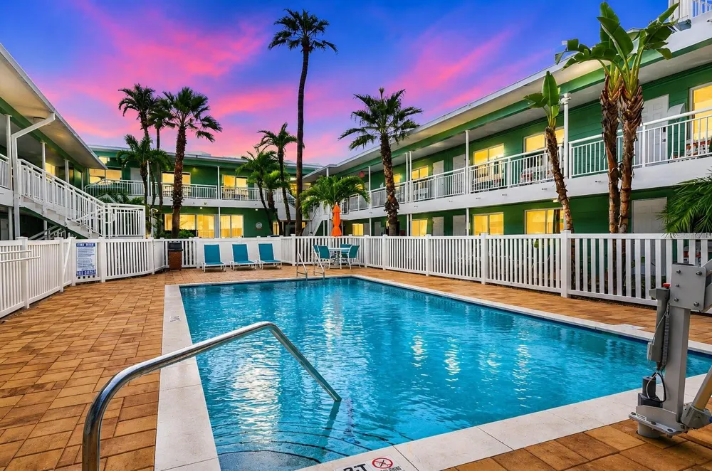 11730 GULF BOULEVARD #29 Treasure Island, FL 33706