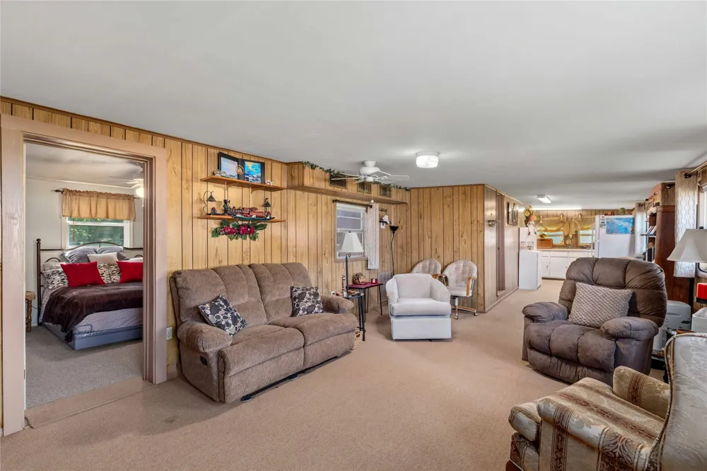 641 S Lamar Street De Leon, TX 76444