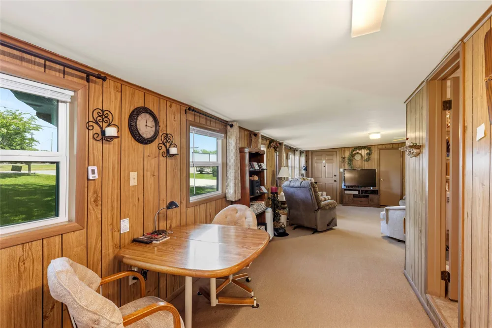 641 S Lamar Street De Leon, TX 76444