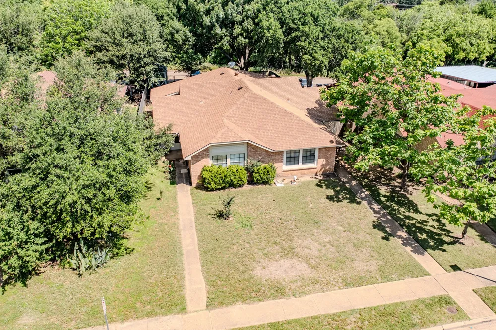 7105 Pineberry Road Dallas, TX 75249