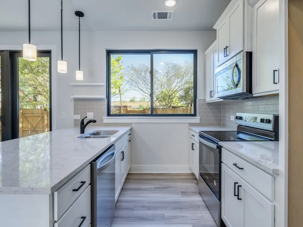 206 E Wonsley Drive #1 & 2 Austin, TX 78753