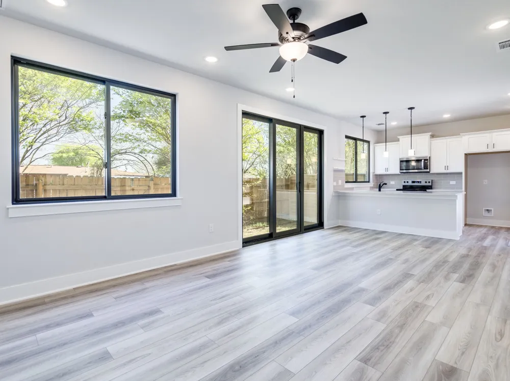 206 E Wonsley Drive #1 & 2 Austin, TX 78753