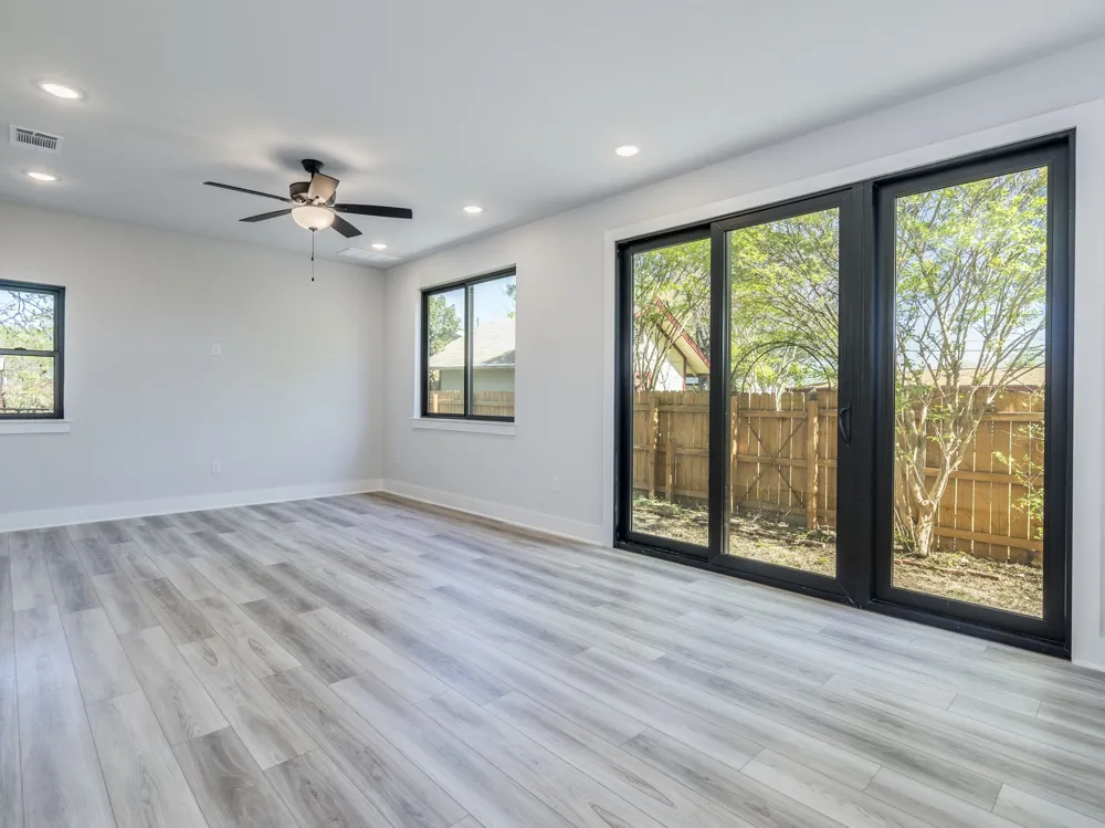206 E Wonsley Drive #1 & 2 Austin, TX 78753