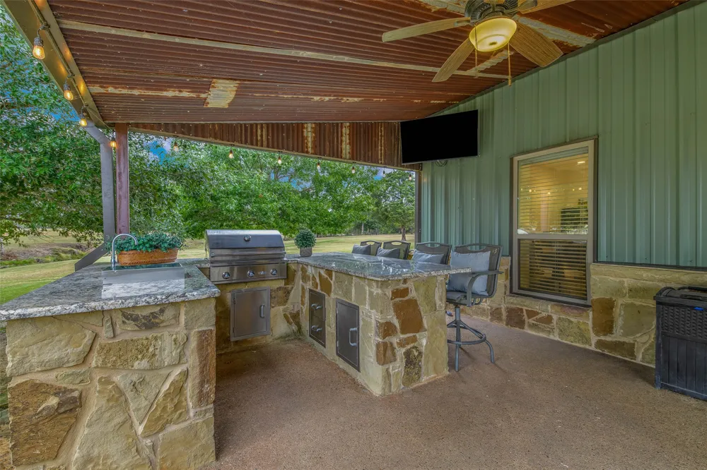 2848 FM 166 Farm to Market Rd Caldwell, TX 77836