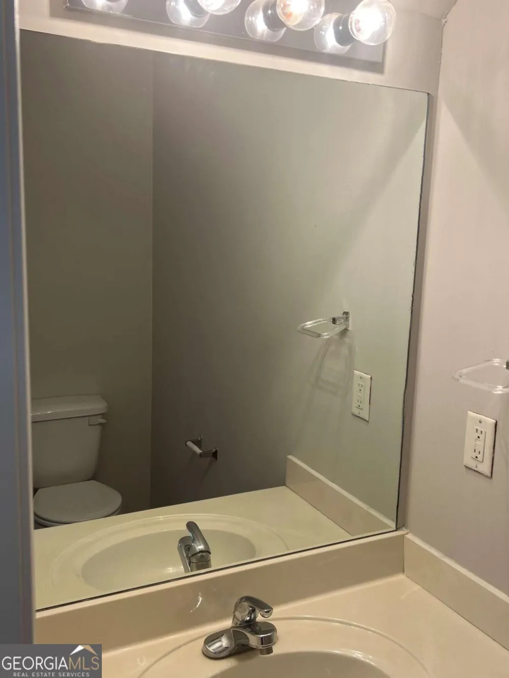 637 Huntington RD Athens, GA 30606