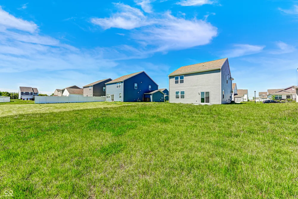 221 Switchgrass Lane Whiteland, IN 46184