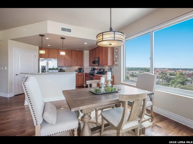 215 Center #607 San Antonio, TX 78202