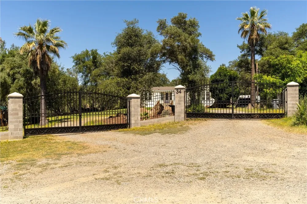 34 Bo Y Le Lane Oroville, CA 95966