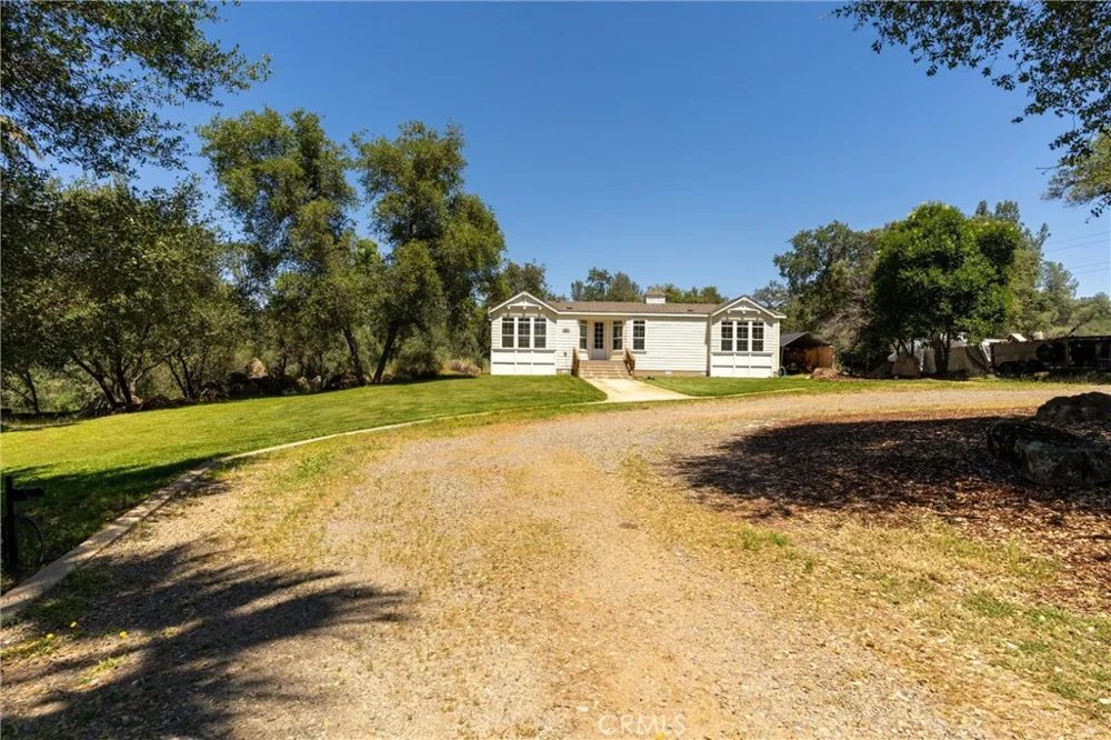34 Bo Y Le Lane Oroville, CA 95966