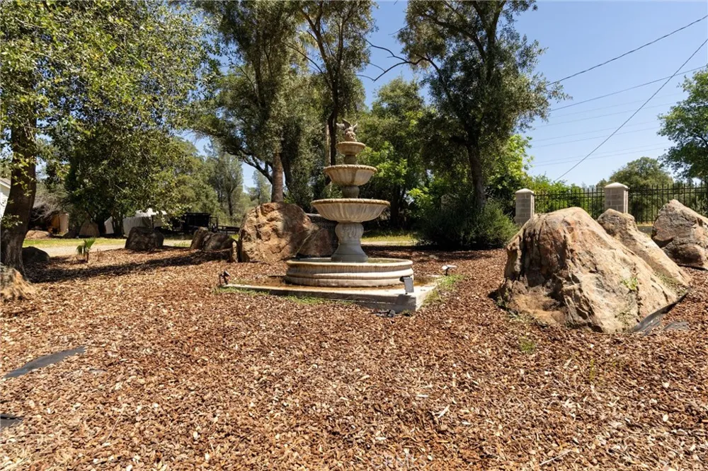 34 Bo Y Le Lane Oroville, CA 95966