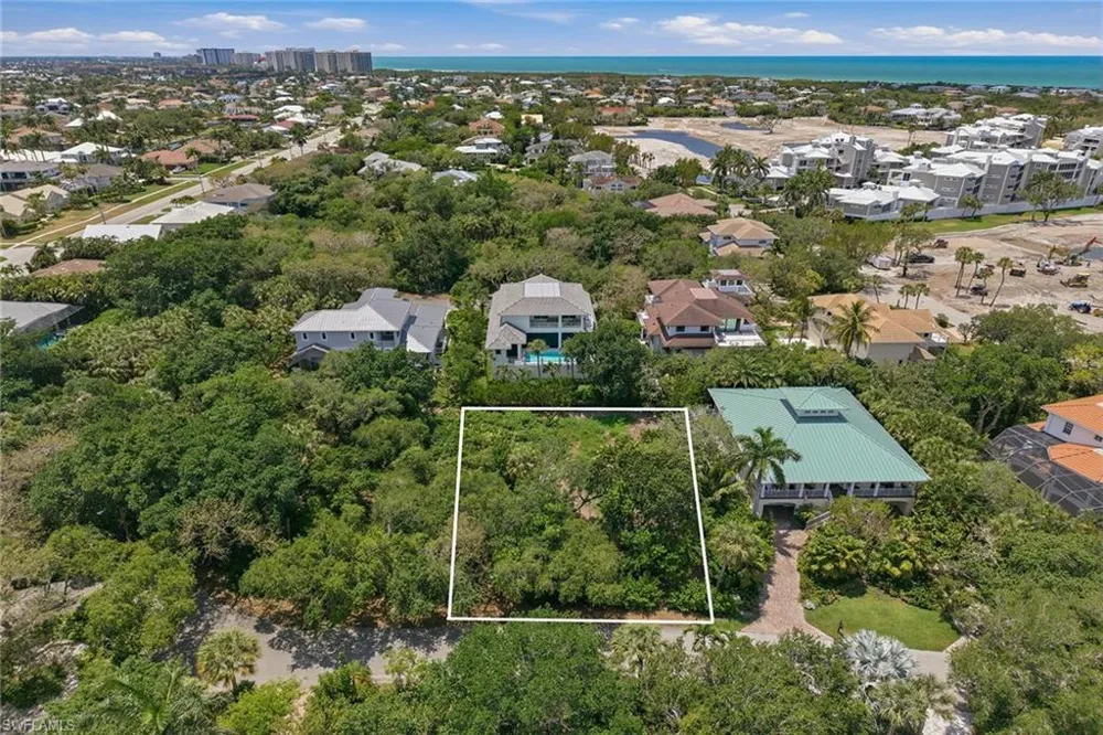 375 Gumbo Limbo Lane Marco Island, FL 34145