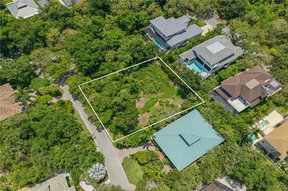 375 Gumbo Limbo Lane Marco Island, FL 34145
