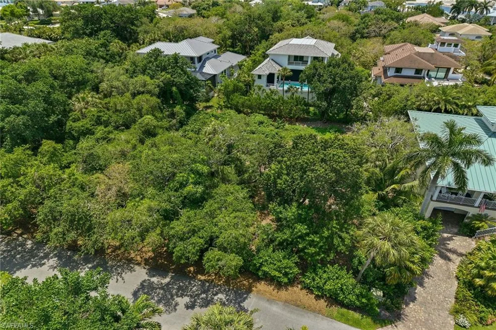 375 Gumbo Limbo Lane Marco Island, FL 34145