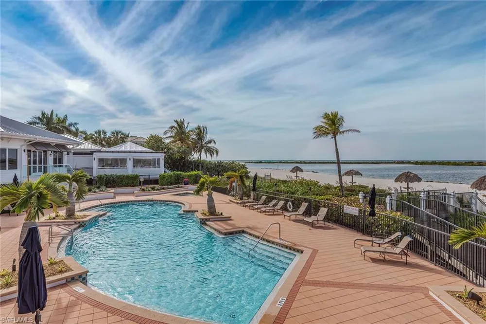 375 Gumbo Limbo Lane Marco Island, FL 34145