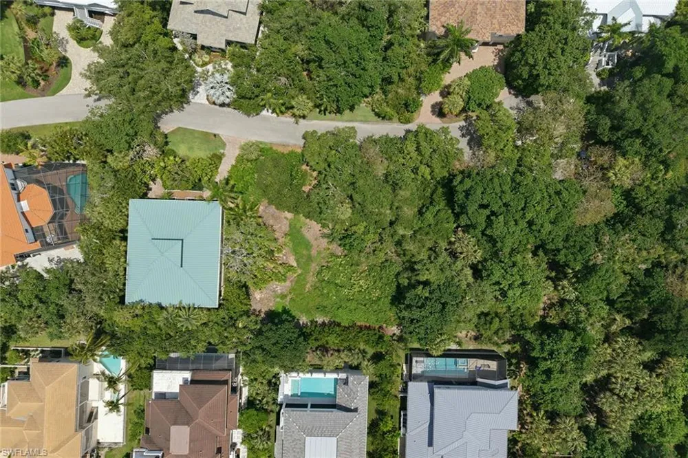 375 Gumbo Limbo Lane Marco Island, FL 34145