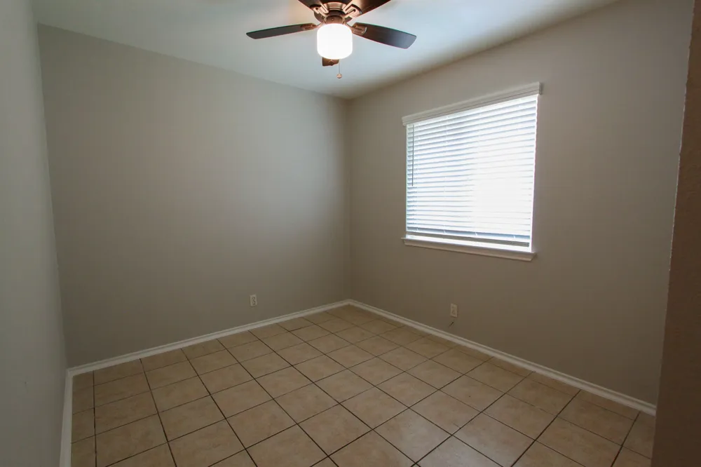 11712 Morning View Drive Del Valle, TX 78617