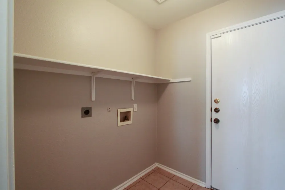 11712 Morning View Drive Del Valle, TX 78617