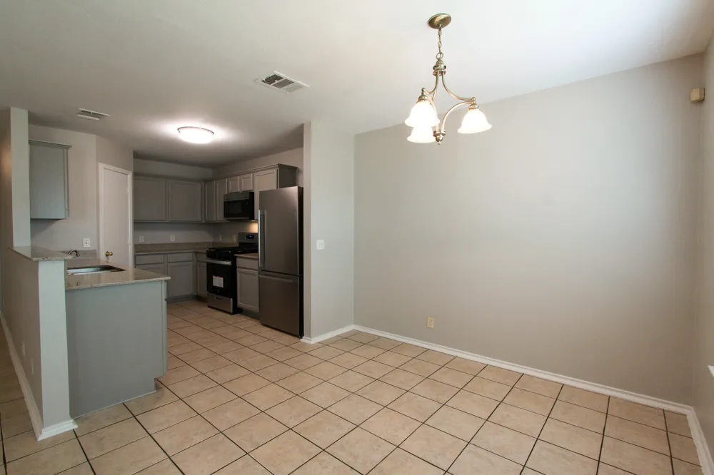 11712 Morning View Drive Del Valle, TX 78617