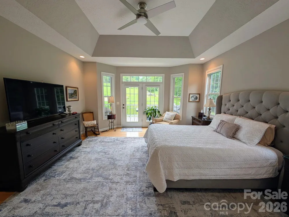 96 Buckeye Branch Drive Clyde, NC 28721