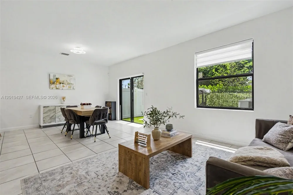 20308 NW 6th Pl Miami Gardens, FL 33169