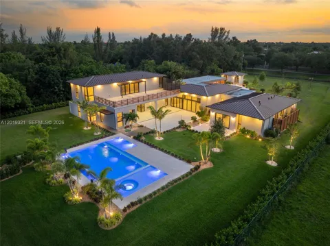 5500 SW 148th Ave