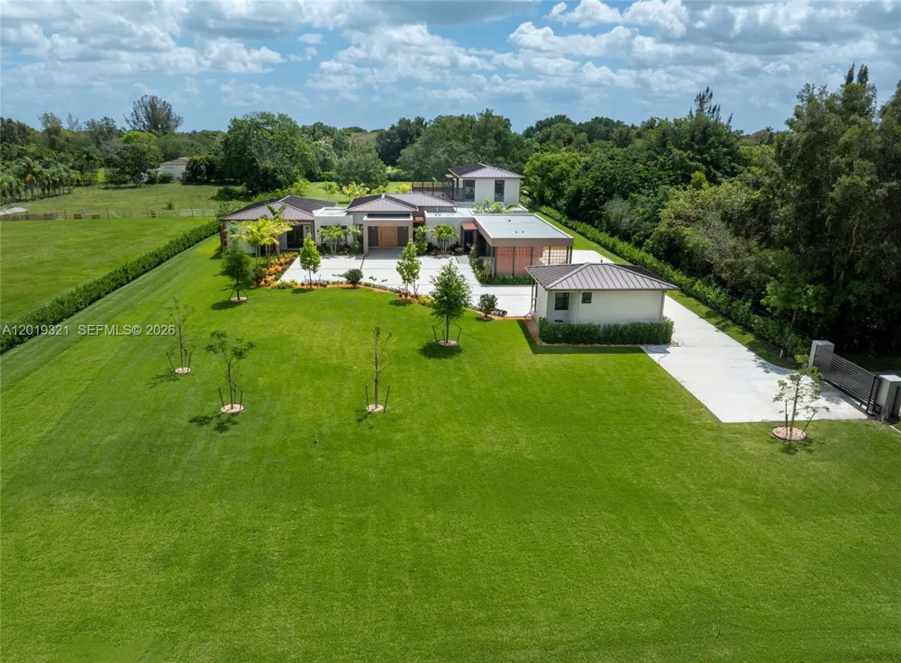 5500 SW 148th Ave Southwest Ranches, FL 33330